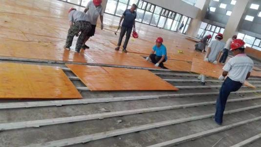 立美建材产品品质保证 专业运动木地板 专业运动木地板生产厂家高清图片 高清大图