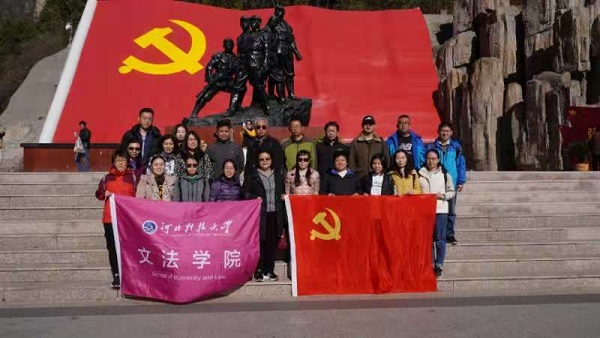 0f21244490b443799b97f5669b4a0891.jpg 活动合照.jpg