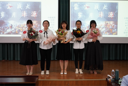 4d41c0b6506f4c2a89d1ccfa7d93b81a.png 报道一:新闻系专业学生毕业设计答辩圆满结束477.png