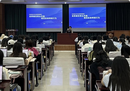 3aa1ec3cf3847e25cc1cb2f21698247.jpg